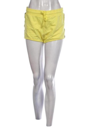 Damen Shorts Terranova, Größe M, Farbe Gelb, Preis € 8,24, #137636477