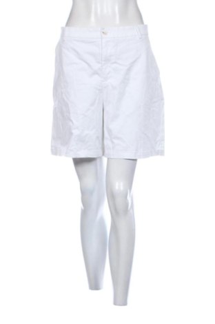 Damen Shorts Reserved, Größe L, Farbe Weiß, Preis € 7,00, #137645967