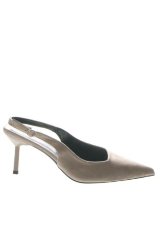 Încălțăminte de damă Unbranded, Mărime 42, Culoare Bej, Preț 119,22 Lei, #137636122