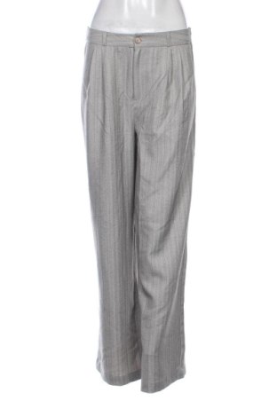 Pantaloni de femei Sinsay, Mărime M, Culoare Gri, Preț 47,24 Lei, #137602466
