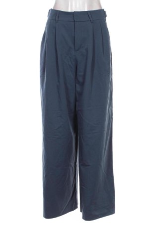 Damskie spodnie Stradivarius, Rozmiar M, Kolor Niebieski, Cena 79,99 zł, #137610845