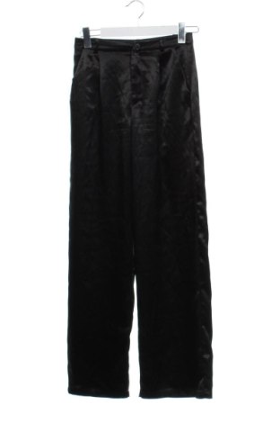 Női nadrág Bershka, Méret XS, Szín Fekete, Ár 3 901 Ft, #137629435
