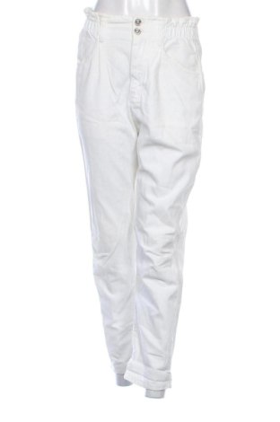 Дамски панталон Zara, Размер S, Цвят Бял, Цена 20,00 €, #137642761
