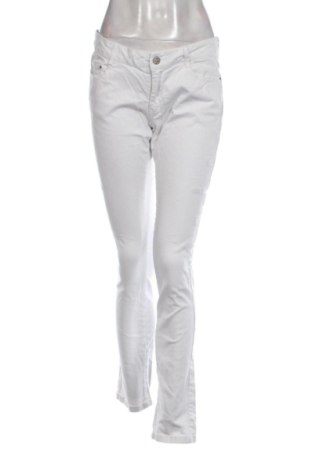 Pantaloni de femei Pimkie, Mărime M, Culoare Alb, Preț 36,74 Lei, #137649351