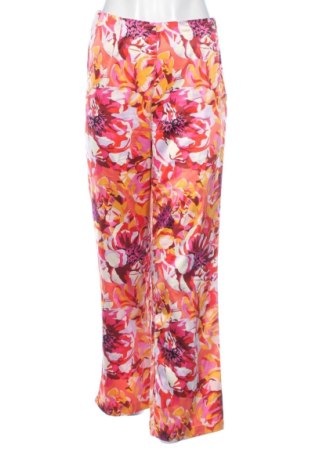 Pantaloni de femei Amisu, Mărime S, Culoare Multicolor, Preț 95,03 Lei, #137652598