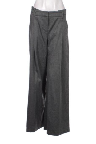 Női nadrág Bershka, Méret M, Szín Szürke, Ár 4 255 Ft, #137616431