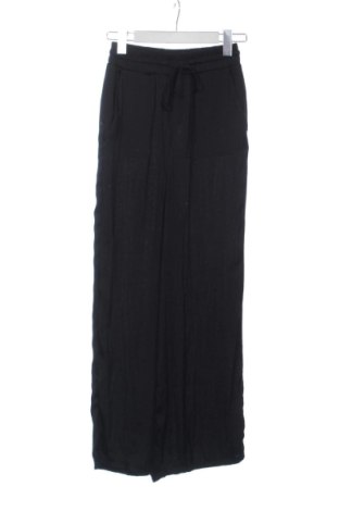 Damskie spodnie Amisu, Rozmiar S, Kolor Czarny, Cena 46,57 zł, #137653651
