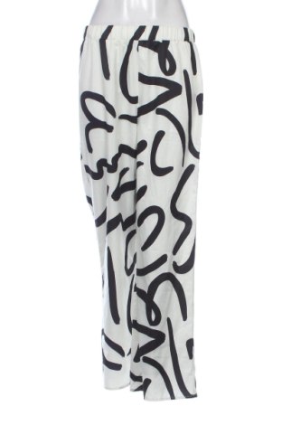 Pantaloni de femei SHEIN, Mărime M, Culoare Multicolor, Preț 73,49 Lei, #137654497