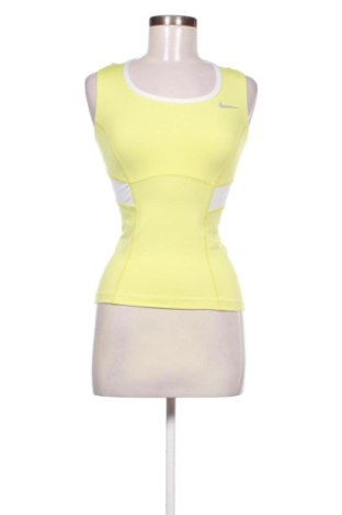 Top sport de damă. Nike, Mărime XS, Culoare Galben, Preț 136,48 Lei, #137617091