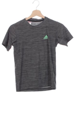 Tricou pentru copii Adidas, Mărime 9-10y/ 140-146 cm, Culoare Gri, Preț 84,00 Lei, #137612848