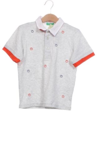 Dětské tričko  United Colors Of Benetton, Velikost 2-3y/ 98-104 cm, Barva Šedá, Cena  315,00 Kč, #137629296