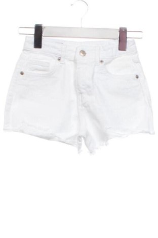 Детски къс панталон Zara, Размер 7-8y/ 128-134 см, Цвят Бял, Цена 8,00 €, #137645635