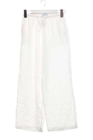 Dziecięce spodnie Bershka, Rozmiar 10-11y/ 146-152 cm, Kolor Biały, Cena 40,51 zł, #137619705