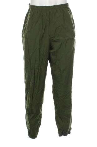 Мъжко спортно долнище Nike, Размер L, Цвят Зелен, Цена 34,00 €, #137593933