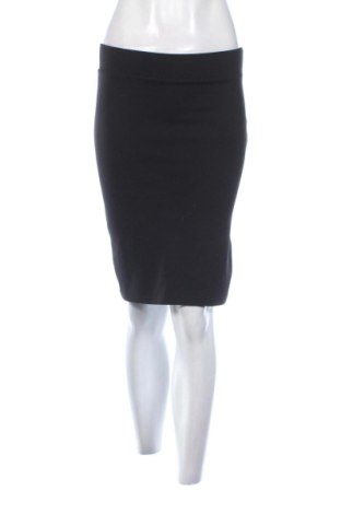 Spódnica Bershka, Rozmiar S, Kolor Czarny, Cena 38,10 zł, #137601274