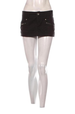 Пола Bershka, Размер M, Цвят Черен, Цена 9,00 €, #137604346