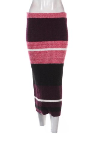 Fustă Pieces, Mărime M, Culoare Multicolor, Preț 66,95 Lei, #137609585