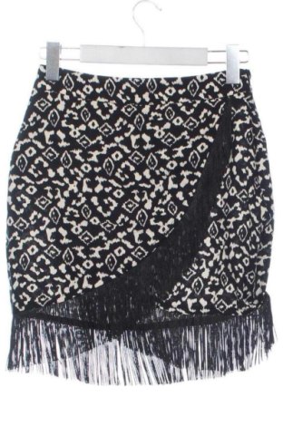 Пола Zara, Размер XS, Цвят Многоцветен, Цена 13,00 €, #137618987