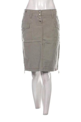 Пола Esprit, Размер M, Цвят Зелен, Цена 9,00 €, #137627290