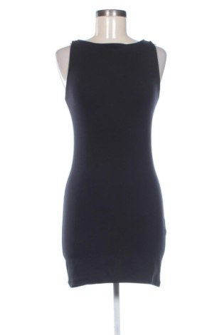 Rochie Pull&Bear, Mărime M, Culoare Negru, Preț 108,99 Lei, #137593676