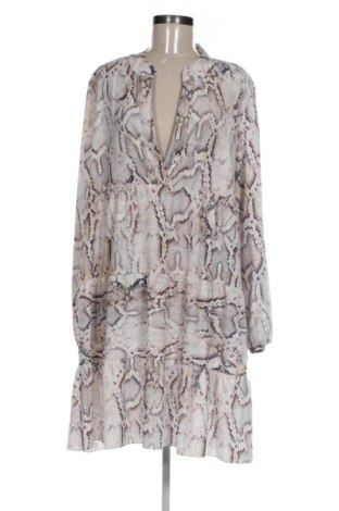Sukienka Boohoo, Rozmiar 3XL, Kolor Kolorowy, Cena 81,00 zł, #137607884