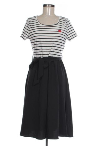 Rochie SHEIN, Mărime M, Culoare Multicolor, Preț 47,00 Lei, #137609394