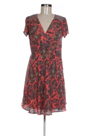 Рокля Pepe Jeans, Размер M, Цвят Многоцветен, Цена 33,53 €, #137609717