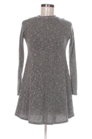 Sukienka Boohoo, Rozmiar S, Kolor Szary, Cena 57,00 zł, #137610966