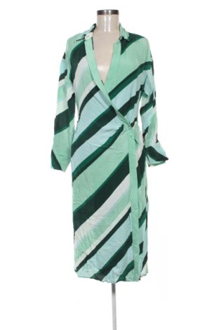 Kleid Mango, Größe M, Farbe Mehrfarbig, Preis € 11,00, #137619317