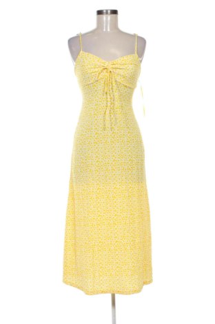 Sukienka Bershka, Rozmiar S, Kolor Żółty, Cena 101,60 zł, #137620945