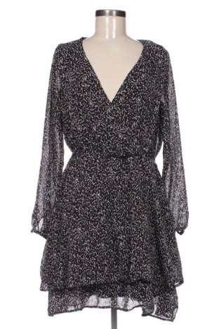 Kleid Mohito, Größe M, Farbe Mehrfarbig, Preis € 22,00, #137625399