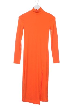 Рокля Bershka, Размер S, Цвят Оранжев, Цена 16,19 €, #137634954