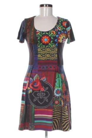 Рокля Desigual, Размер S, Цвят Многоцветен, Цена 51,00 €, #137636303