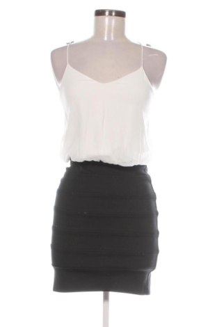 Kleid New Look, Größe XS, Farbe Mehrfarbig, Preis € 5,72, #137648540