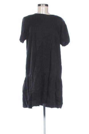 Kleid Mohito, Größe M, Farbe Schwarz, Preis € 17,34, #137654921