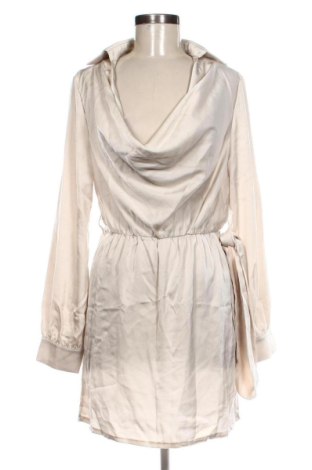 Rochie SHEIN, Mărime M, Culoare Bej, Preț 40,00 Lei, #137615584