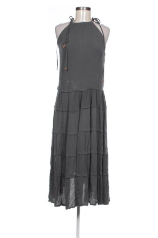 Ruha Pull&Bear, Méret L, Szín Szürke, Ár 6 383 Ft, #137618753