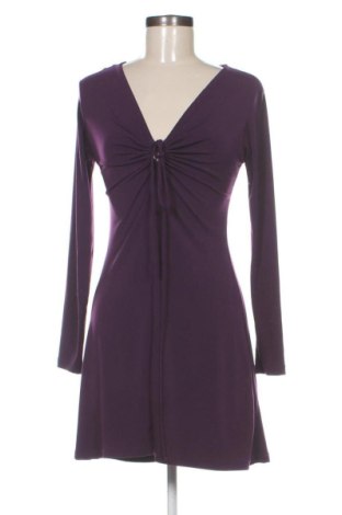Рокля Stradivarius, Размер M, Цвят Лилав, Цена 11,81 €, #137623391