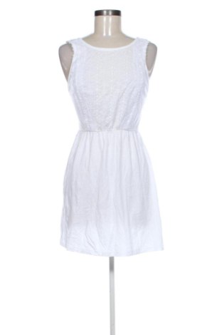 Rochie Atmosphere, Mărime S, Culoare Alb, Preț 57,74 Lei, #137658447