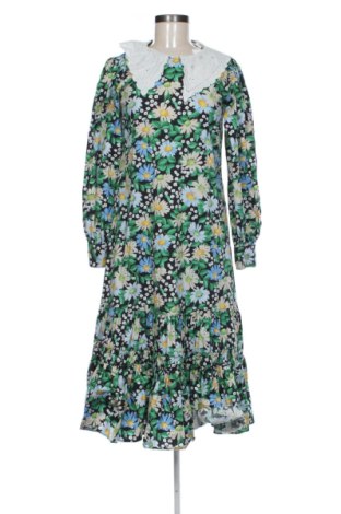 Kleid Reserved, Größe M, Farbe Mehrfarbig, Preis € 26,00, #137659781