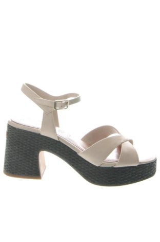 Sandale Tamaris, Mărime 38, Culoare Ecru, Preț 346,99 Lei, #137630418