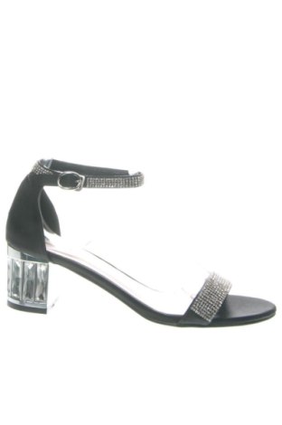 Σανδάλια Unbranded, Μέγεθος 39, Χρώμα Μαύρο, Τιμή 26,67 €, #137624138
