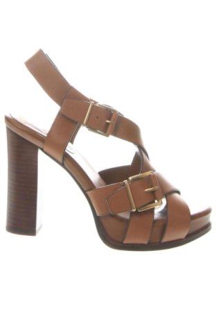 Сандали Vince Camuto, Размер 39, Цвят Кафяв, Цена 44,01 €, #137597845