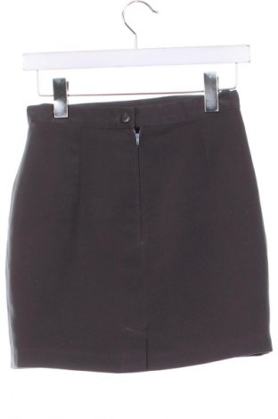 Пола Unbranded, Размер XS, Цвят Сив, Цена 2,04 €