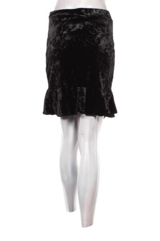 Sukně Oviesse, Velikost S, Barva Černá, Cena  139,00 Kč