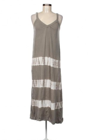 Рокля Pull&Bear, Размер XS, Цвят Многоцветен, Цена 15,33 €, #128751776