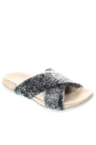 Papuče Strive Footwear, Veľkosť 36, Farba Sivá, Cena  34,95 €