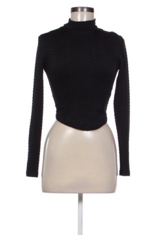 Damen Shirt Bershka, Größe S, Farbe Schwarz, Preis 15,29 €