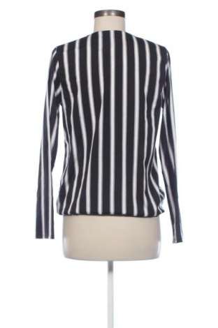 Дамска блуза Boohoo, Размер XS, Цвят Многоцветен, Цена 2,04 €