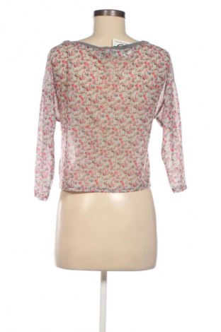 Bluzka damska Pull&Bear, Rozmiar S, Kolor Kolorowy, Cena 22,99 zł